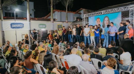Durante evento em Paraíso do Tocantins, lideranças políticas manifestaram apoio à pré-candidatura da senadora Professora Dorinha