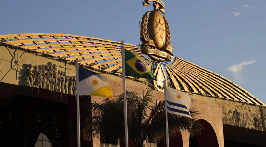 Contrato marca o início da implantação da nova rede odontológica do Servir para servidores estaduais.