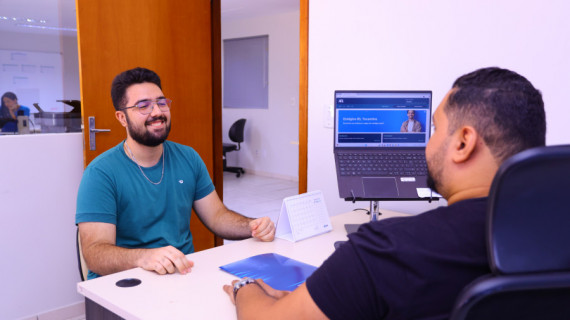 O IEL Tocantins, por meio do Programa IEL de Estágio, atua como elo entre estudantes, empresas e instituições de ensino.
