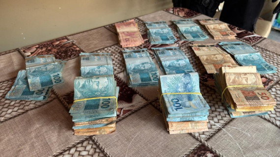 Policiais federais umprimento de mandados da Operação Código Branco, que investiga desvio de recursos públicos na saúde em municípios do Tocantins