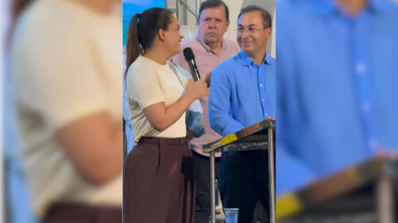 Primeira-dama de Araguaína, Ana Paula Rodrigues, elogia o prefeito durante inauguração da Creche Luz do Tocantins. 
