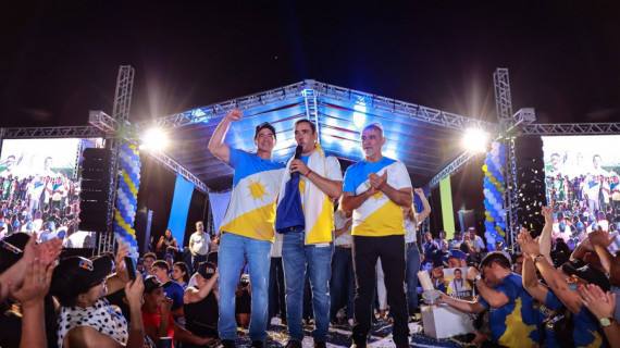 Durante evento em Augustinópolis, Vicentinho Júnior defendeu o fortalecimento da saúde pública no Bico do Papagaio.