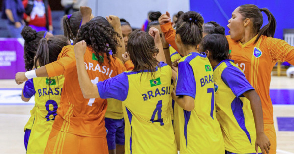 Time paraense goleia França e é campeão do Mundial Escolar de Futsal,  disputado na Sérvia, pa