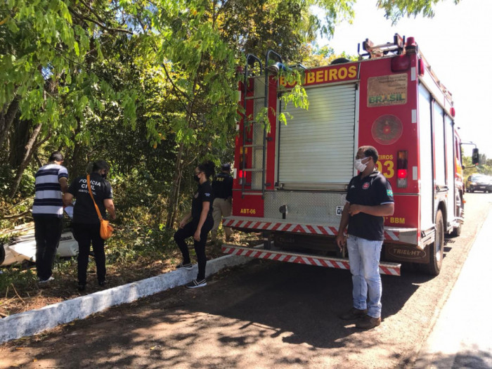 Corpo de Bombeiros foi chamado para desencarcerar as vítimas. Foto: AN