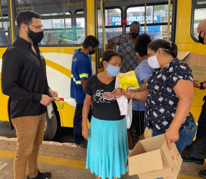 Ações foram realizadas no terminal da Praça das Bandeiras e na Rodoviária.  Foto: Divulgação