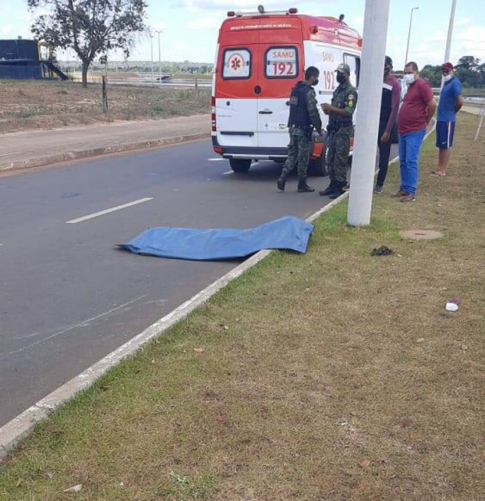 Vítima morreu após colidir contra poste de energia. Foto: Divulgação