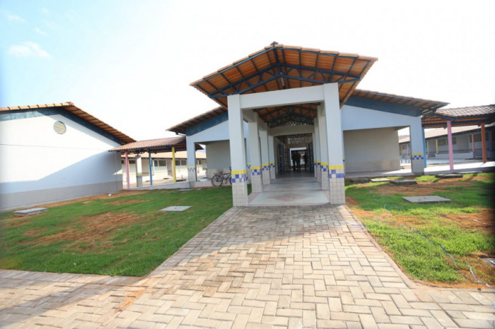 Obras do Colégio Estadual Getúlio Vargas, em Ananás.