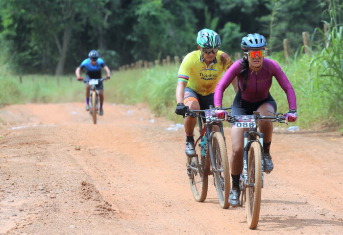 A motivação a manteve focada para superar as provas que variam entre 60 e 80 km na zona rural.