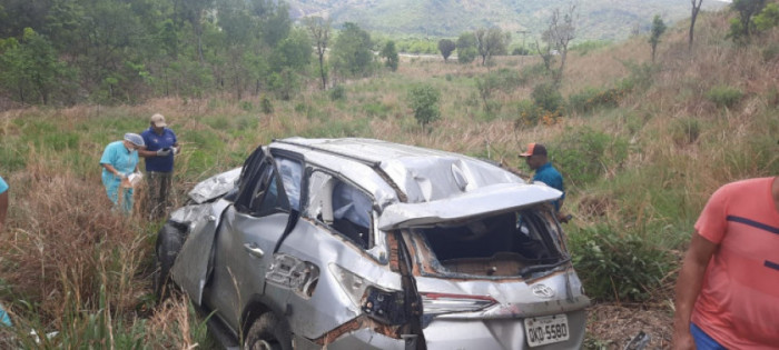 Carro do Senador Irajá saiu da pista 