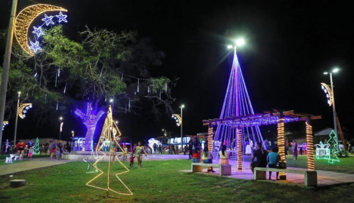 Iluminação especial foi aprovada por moradores. 
