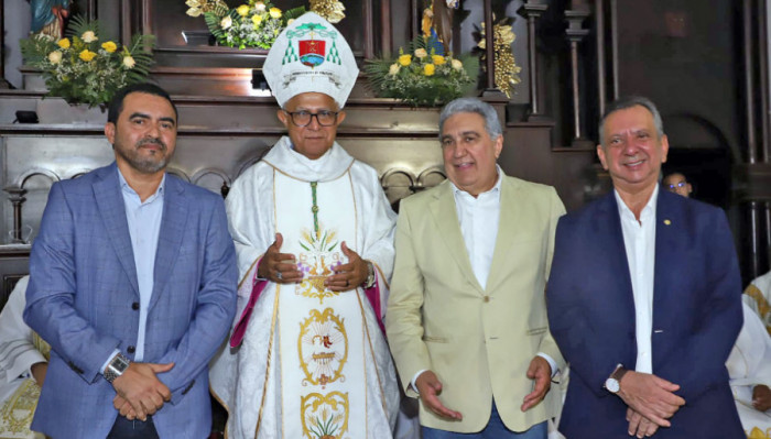 Posse Canônica do novo bispo da Diocese de Porto Nacional, Dom José Moreira da Silva. Foto: Esequias Araújo/Gov. TO