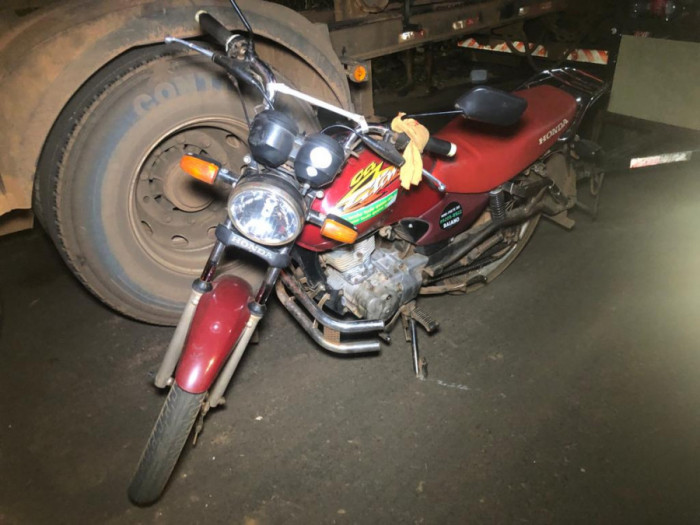 Moto do trabalhador foi encontrada no meio da rua 