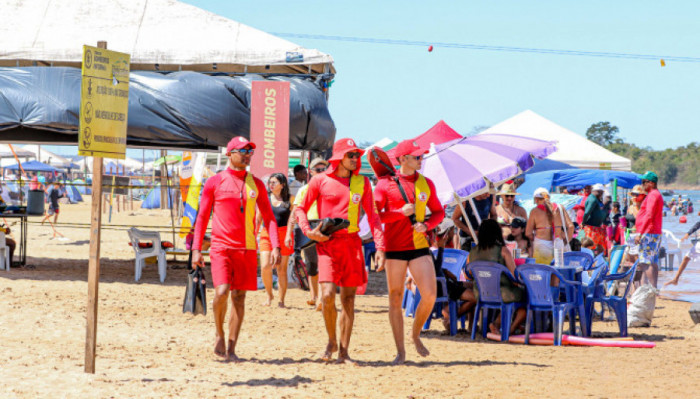 Ação preventiva dos bombeiros militares tem ajudado a manter a tranquilidade nas praias do Tocantins