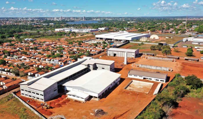A Escola de Tempo Integral da Vila Azul, em construção, será uma das unidades da educação básica contempladas com o projeto de internet de alta velocidade.