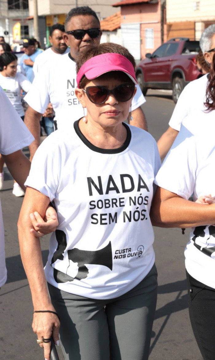 Maria Nilza Araújo se tornou deficiente visual por causa de uma doença ocular degenerativa.