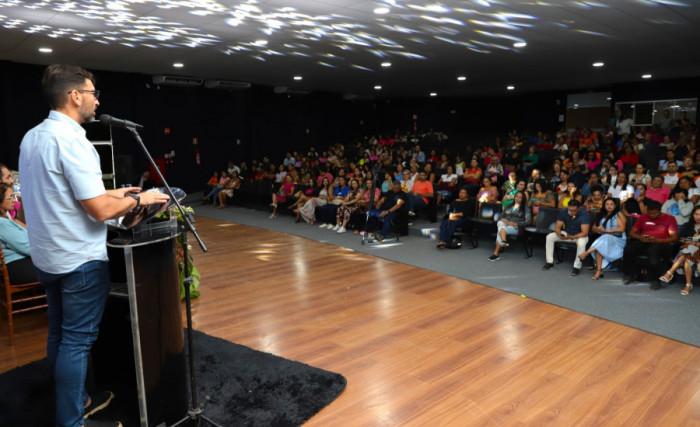 A 1ª edição do Conexão Beleza foi realizado no auditório Domingos Machado, da Escola de Tempo Integral Domingos da Cruz Machado, no Setor Nova Araguaína.