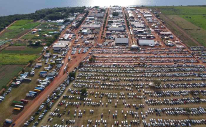 Obras contemplam a pavimentação do parque em bloquetes, reestruturação do calçamento, criação de novos espaços, iluminação, estacionamento, entre outros.