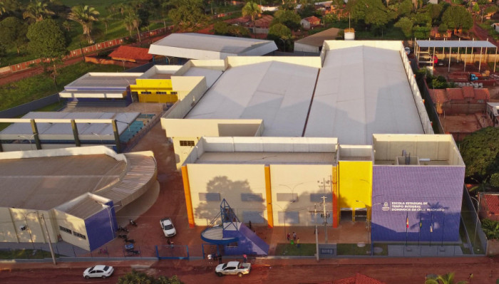 Governo do Tocantins também entregou em 2023 para a população araguainense a ETI Domingos da Cruz Machado, que oferta, atualmente, 750 vagas para alunos.