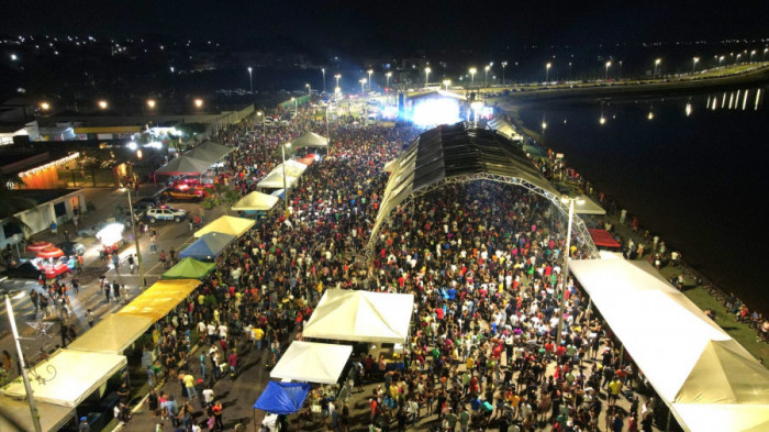 As programações do aniversário de Araguaína, além de proporcionar entretenimento por meio das apresentações musicais, também impulsionaram o comércio local com as vendas na Via Lago
