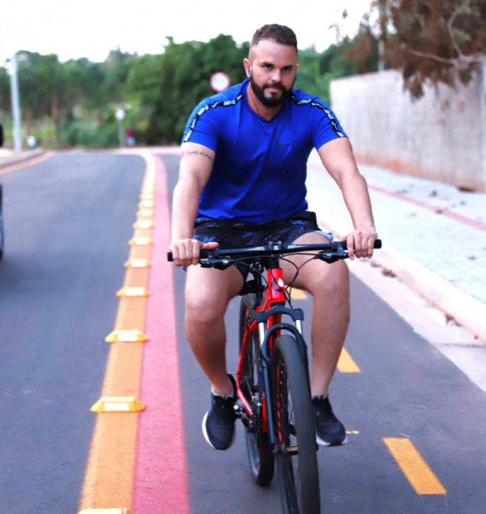 Agora consigo fazer minhas pedaladas com mais qualidade, disse o representante comercial Wanderson Rocha, de 31 anos.