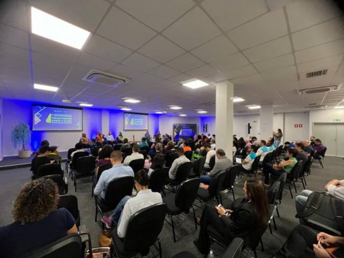 Evento reuniu cerca de 100 participantes. 
