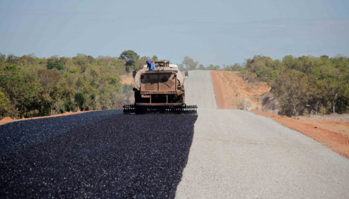 Trecho em recuperação da TO-247, de Lagoa do Tocantins ao km 50.