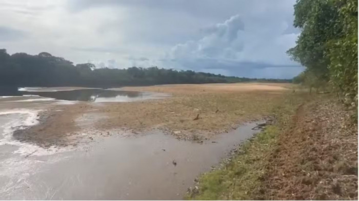 Situação do Rio Javaés em dezembro de 2023. 