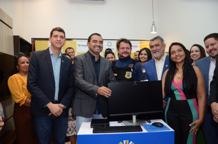 Entrega de novos equipamentos ao Detran-TO.