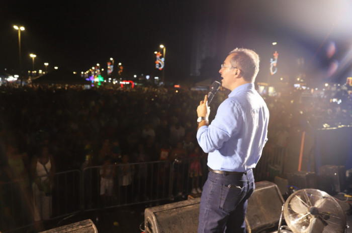 Desejo a todos muita saúde, realizações e prosperidade. Que 2024 seja o melhor ano das nossas vidas, destacou o prefeito Wagner.