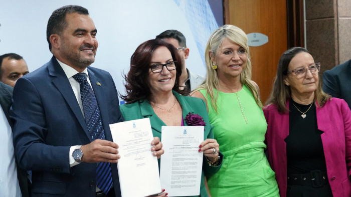 A assinatura foi no Palácio Araguaia.