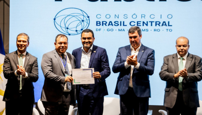Governo do Tocantins participa do Fórum de Governadores Brasil Central, em Brasília.