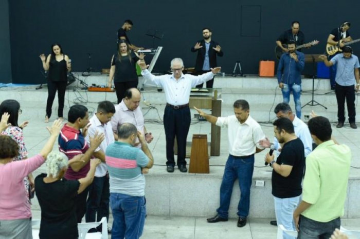 Comandante na 1ª Igreja Batista