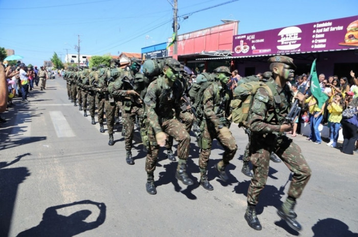 30 soldados do 50º Batalhão de Infantaria de Selva de Imperatriz participaram do desfile.