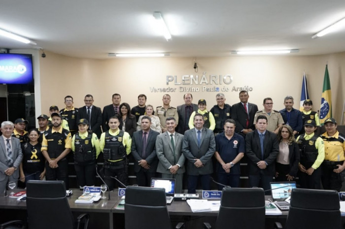 Representantes do 2ºBPM, PRF, ASTT, Detran, UPA, SAMU e do HRA estiveram na sessão.